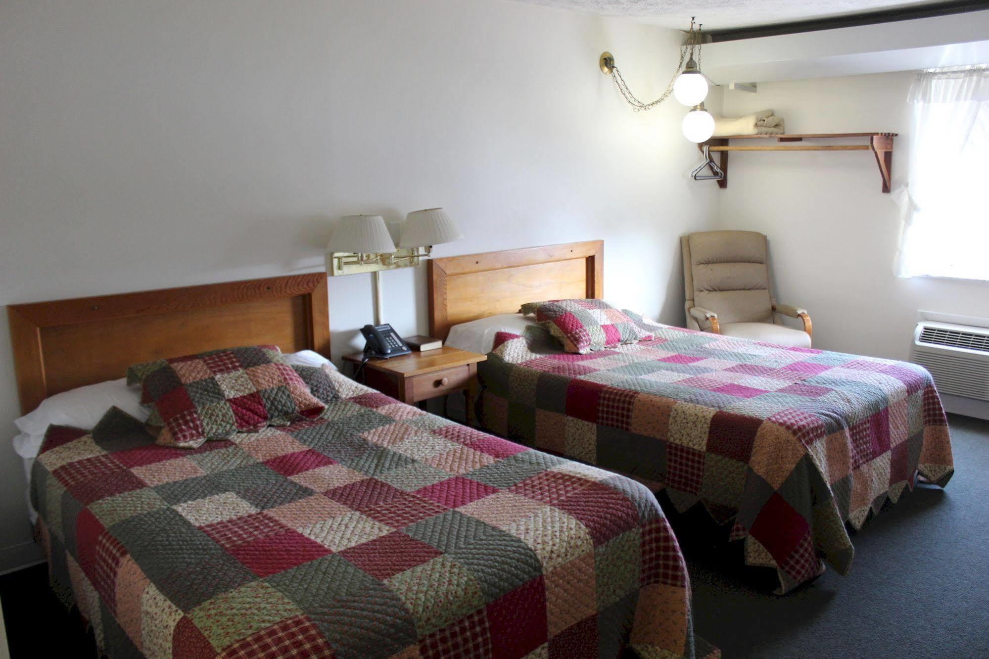 Casselman Inn Grantsville Eksteriør bilde
