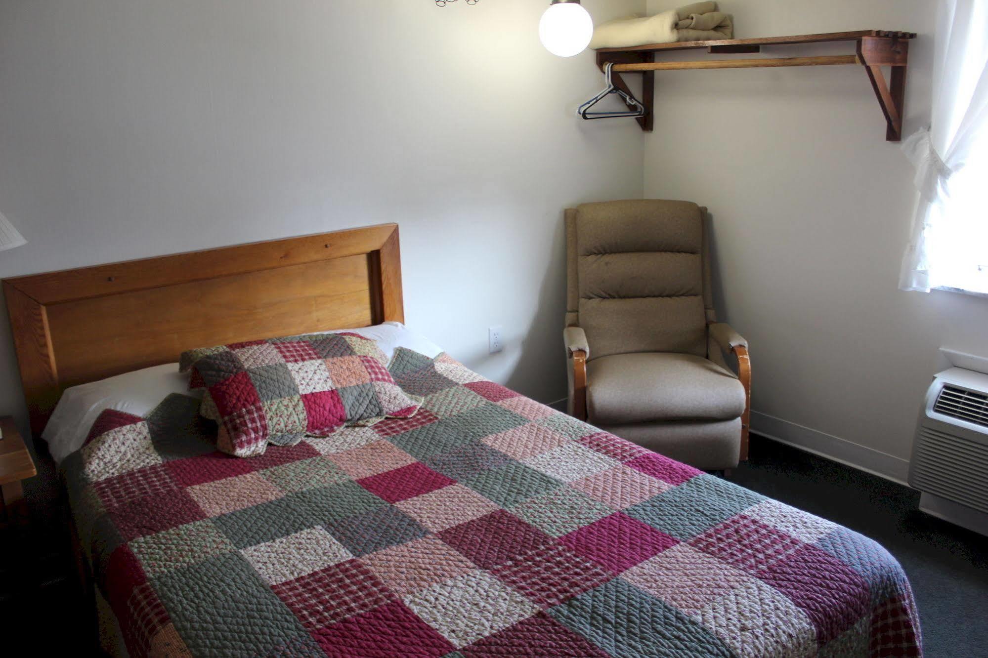 Casselman Inn Grantsville Eksteriør bilde